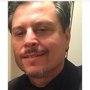 Meet your Posher, Luis